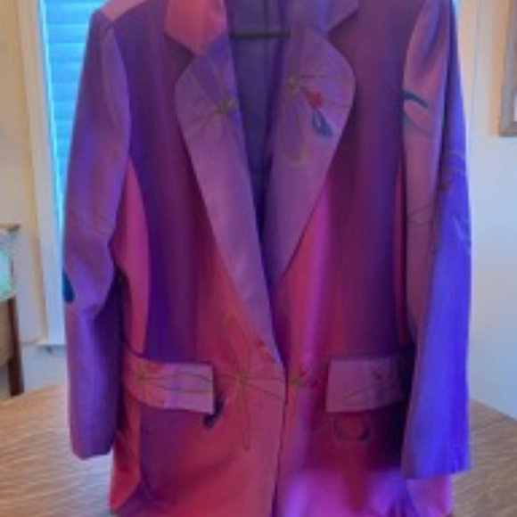 Glam-tastic Silk Jacket! - Picture 2 of 10